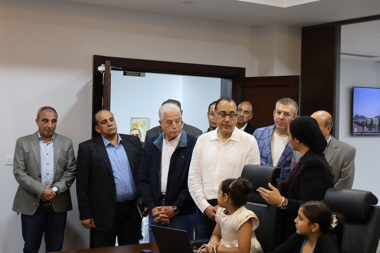 مدبولي يتفقد عددًا من المشروعات التنموية والخدمية بشرم الشيخ