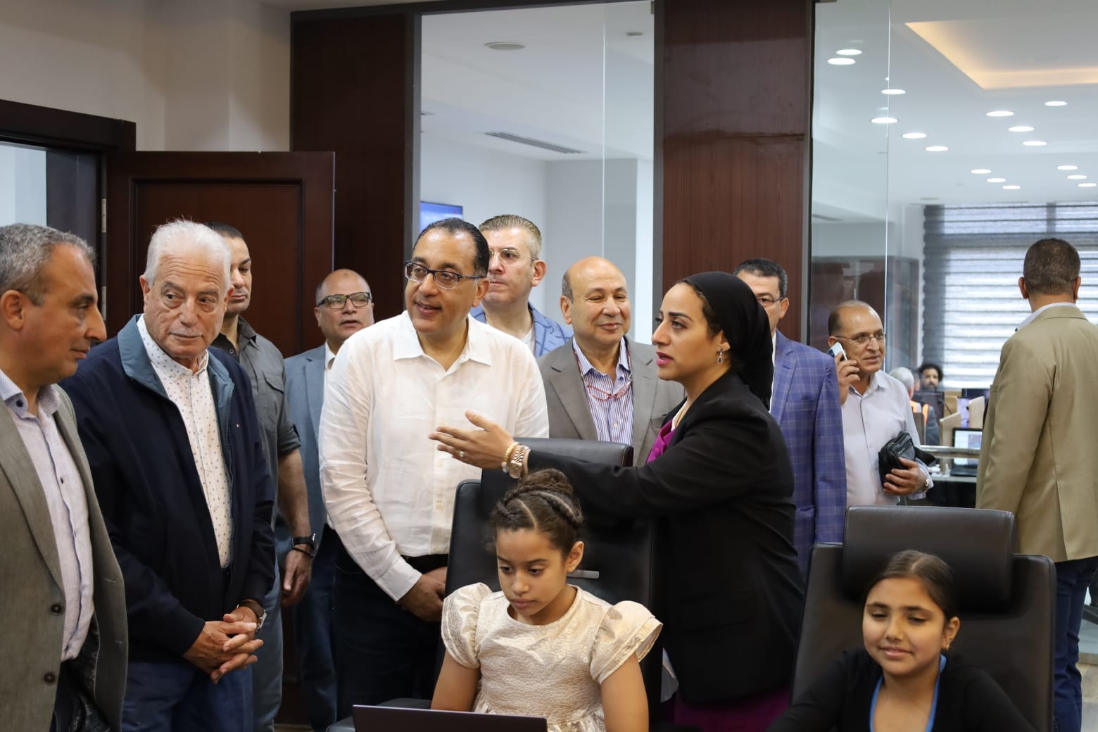 مدبولي يتفقد عددًا من المشروعات التنموية والخدمية بشرم الشيخ
