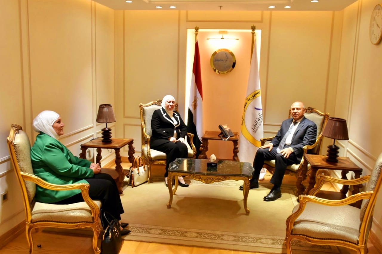 وزير النقل يستقبل نظيرته الأردنية