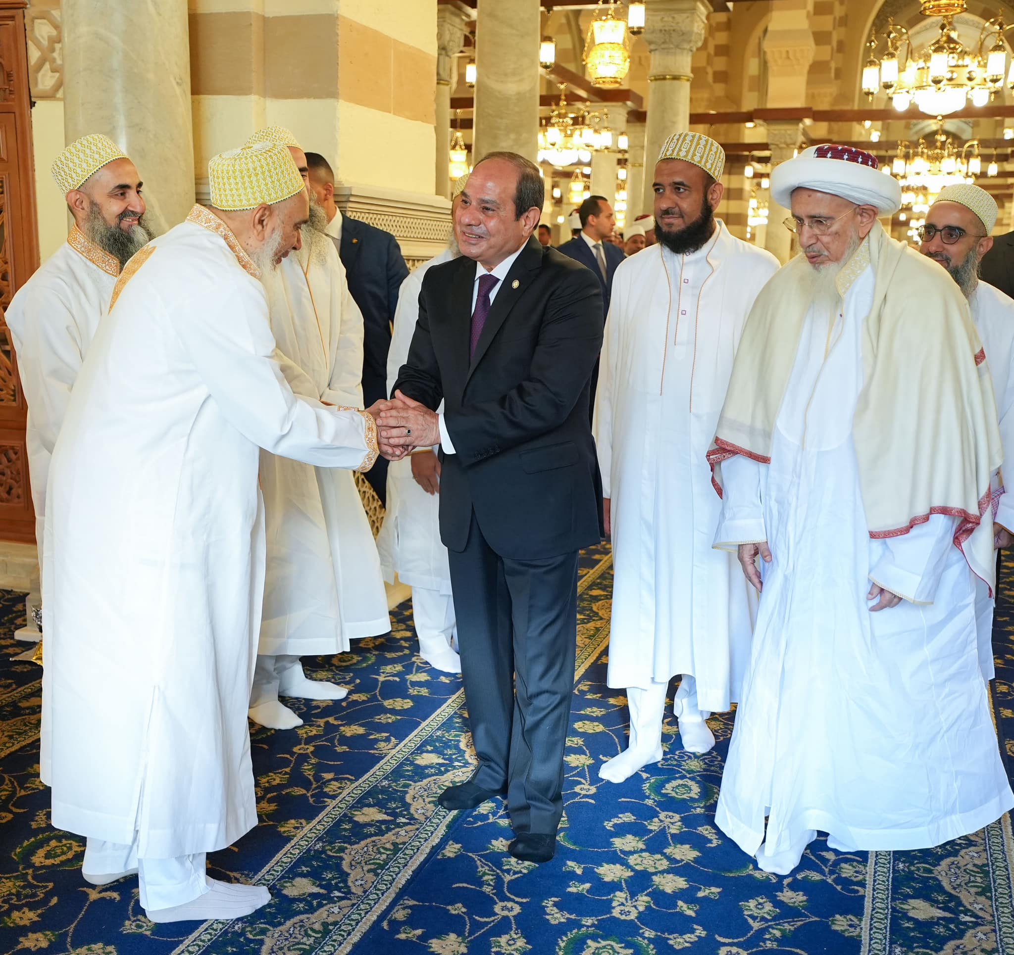 الرئيس السيسي يفتتح مسجد السيدة زينب بعد تطويره