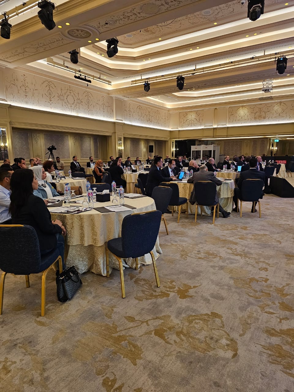 المالية تعقد ورشة عمل لتسهيل حصول المقاولين على تمويلات دولية