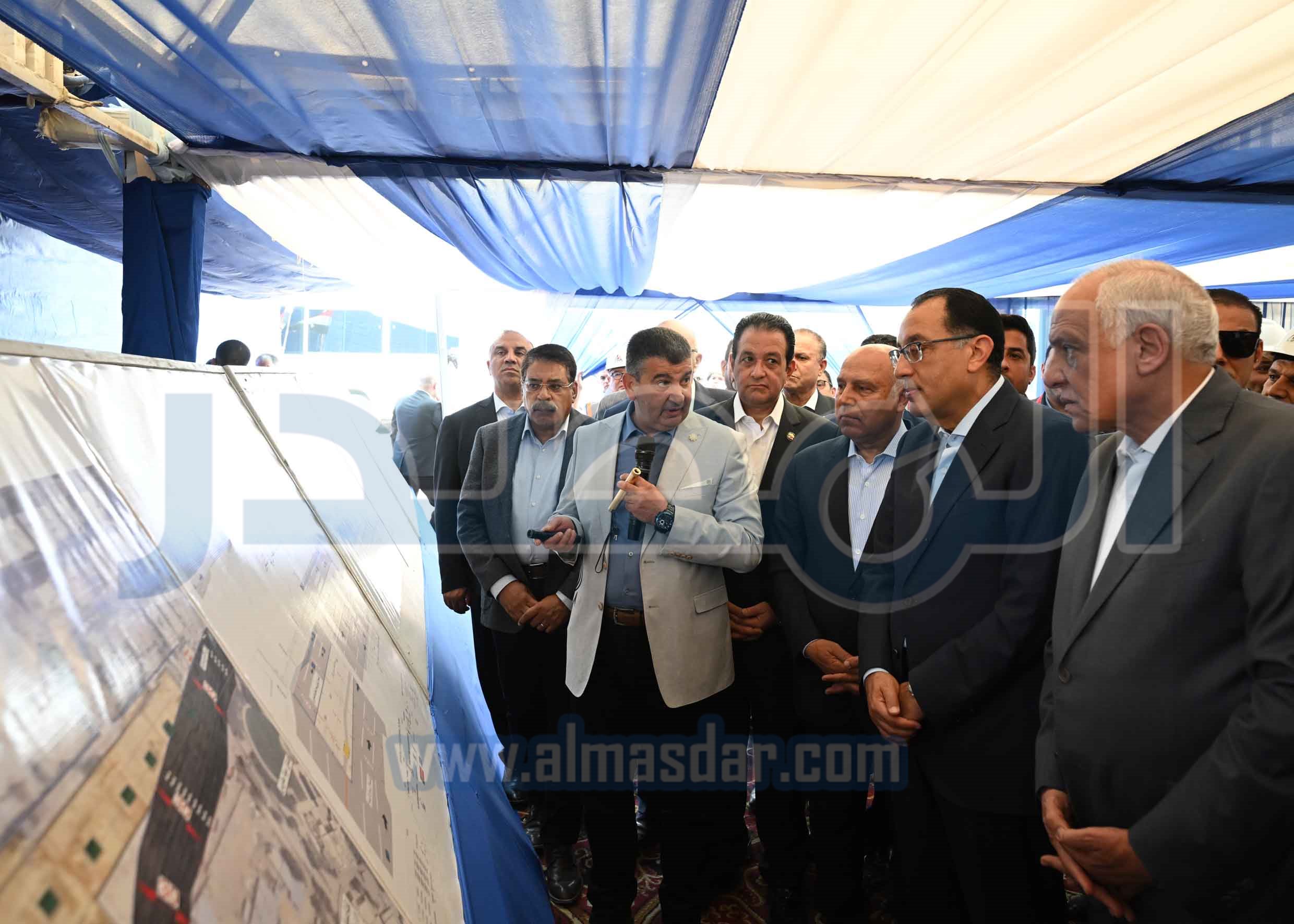 مدبولي يتفقد أعمال تنفيذ المرحلة الأولى لمترو الأنفاق