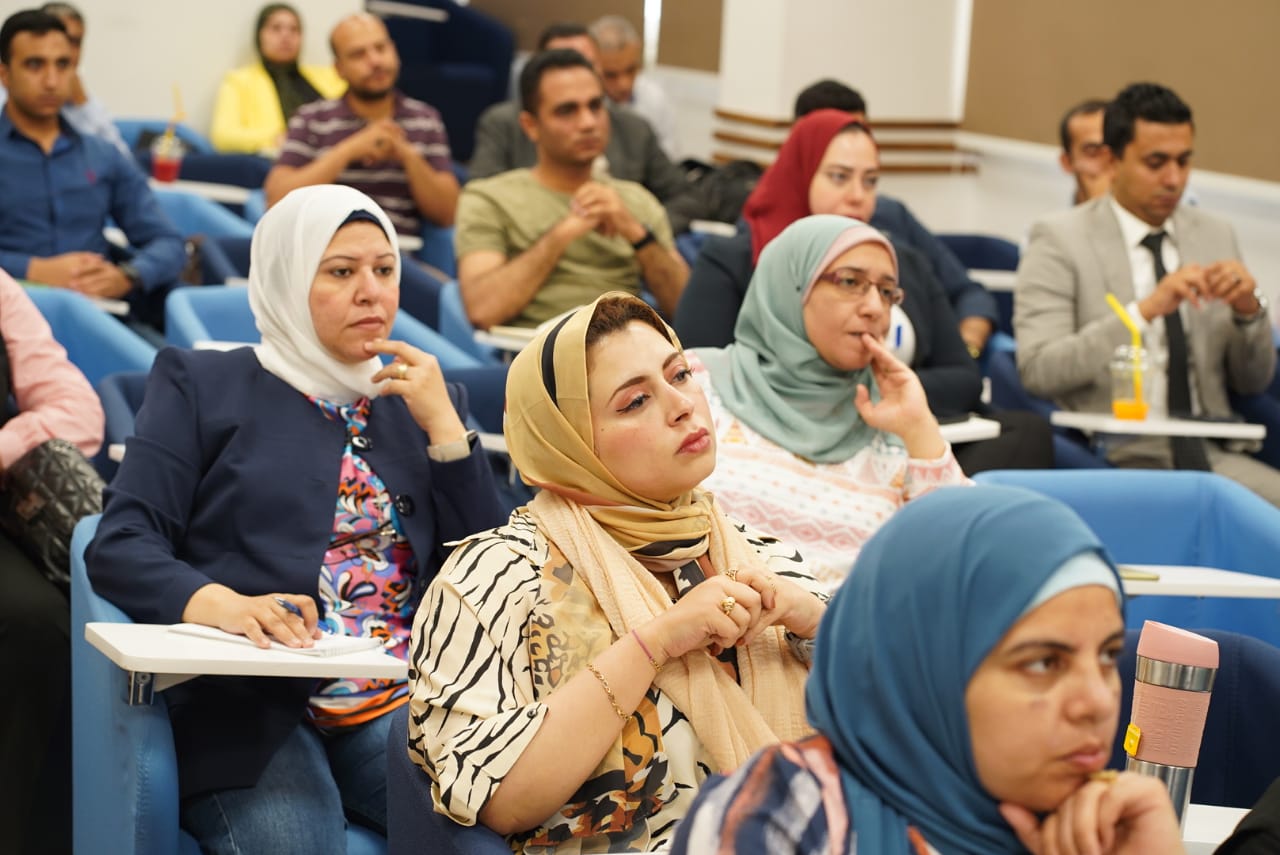 التخطيط تطلق ثاني مراحل تدريب العاملين بالجهاز الإداري