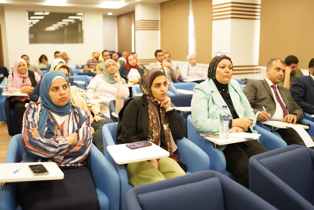 التخطيط تطلق ثاني مراحل تدريب العاملين بالجهاز الإداري