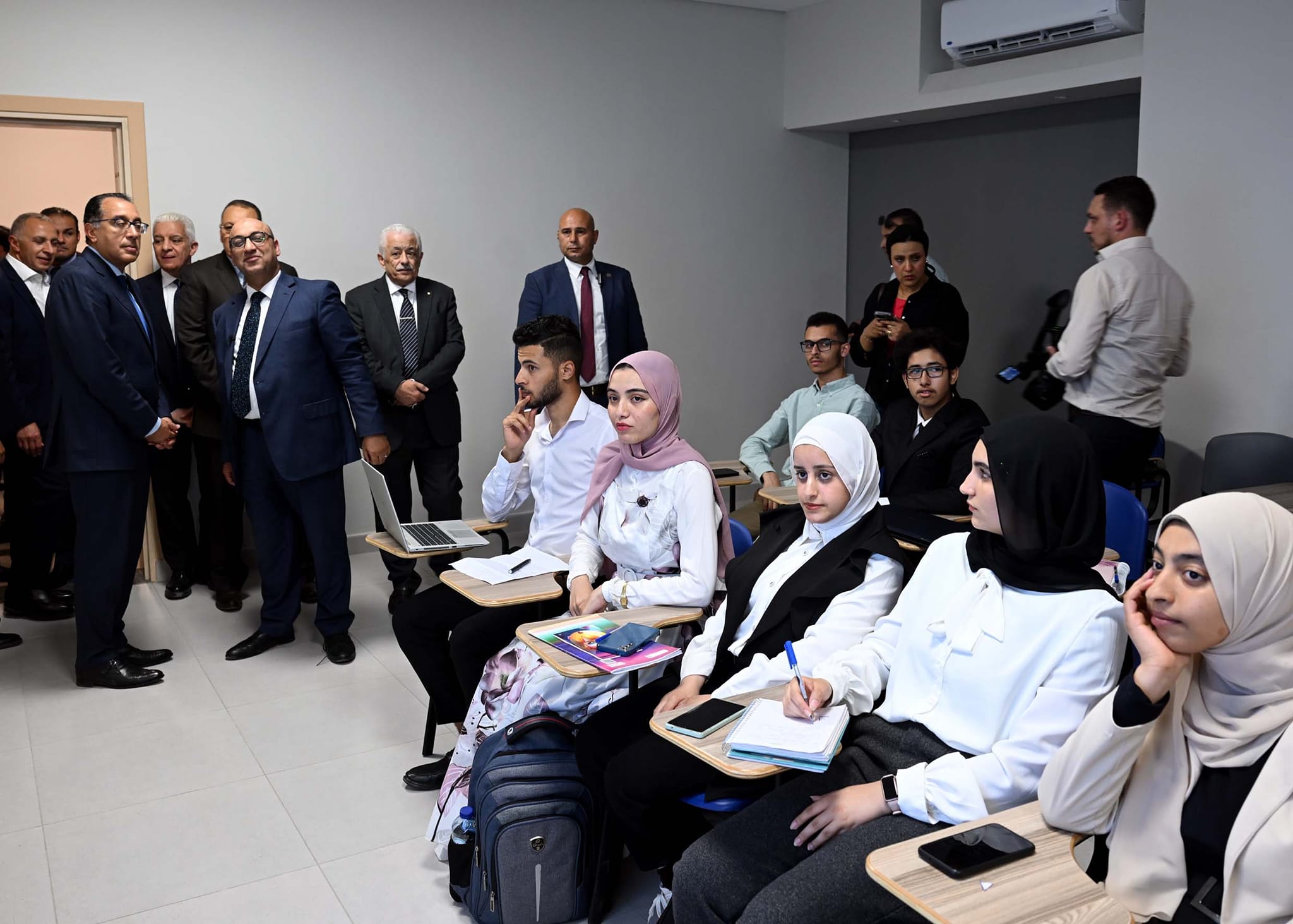 رئيس الوزراء يشهد افتتاح جامعة السويدي للتكنولوجيا