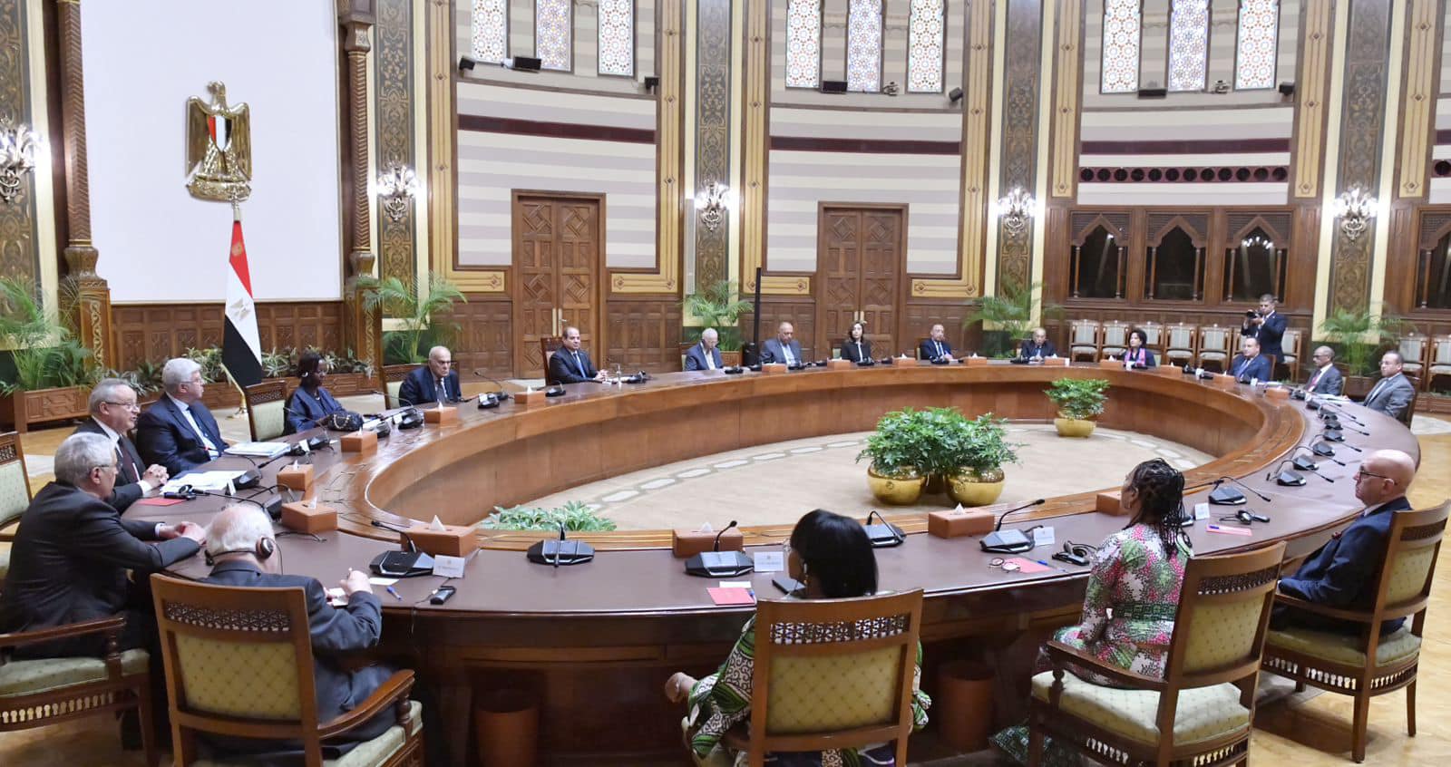 الرئيس السيسى يستقبل مجلس أمناء مكتبة الإسكندرية