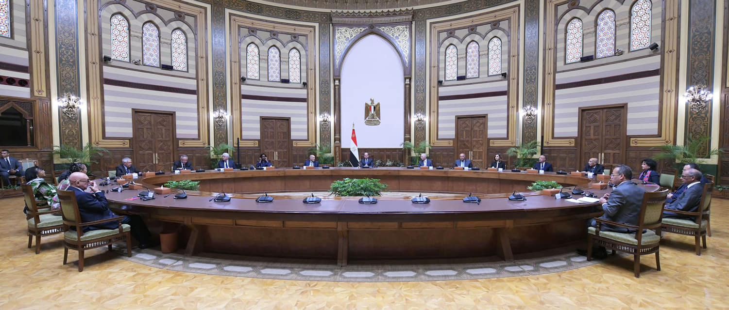 الرئيس السيسى يستقبل مجلس أمناء مكتبة الإسكندرية
