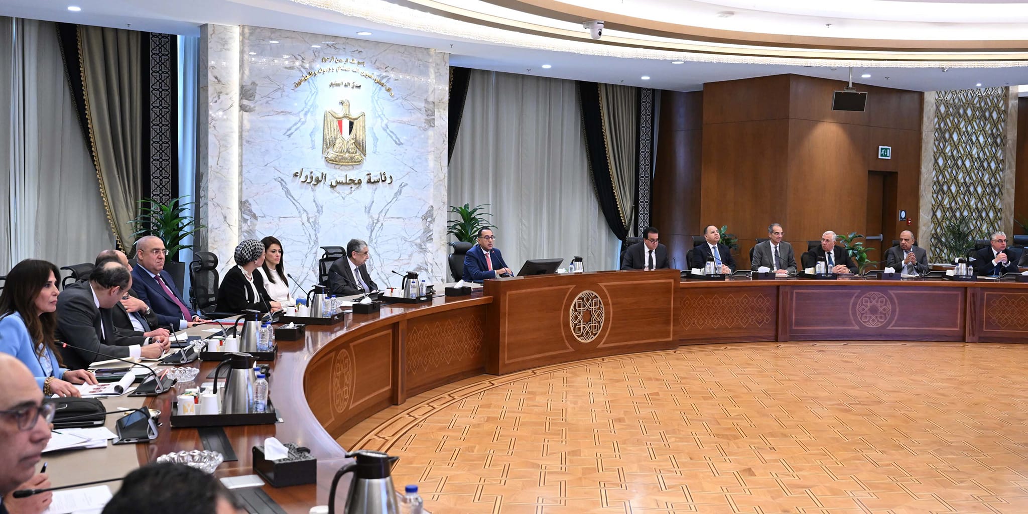 رئيس الوزراء يترأس اجتماع وحدة الصين