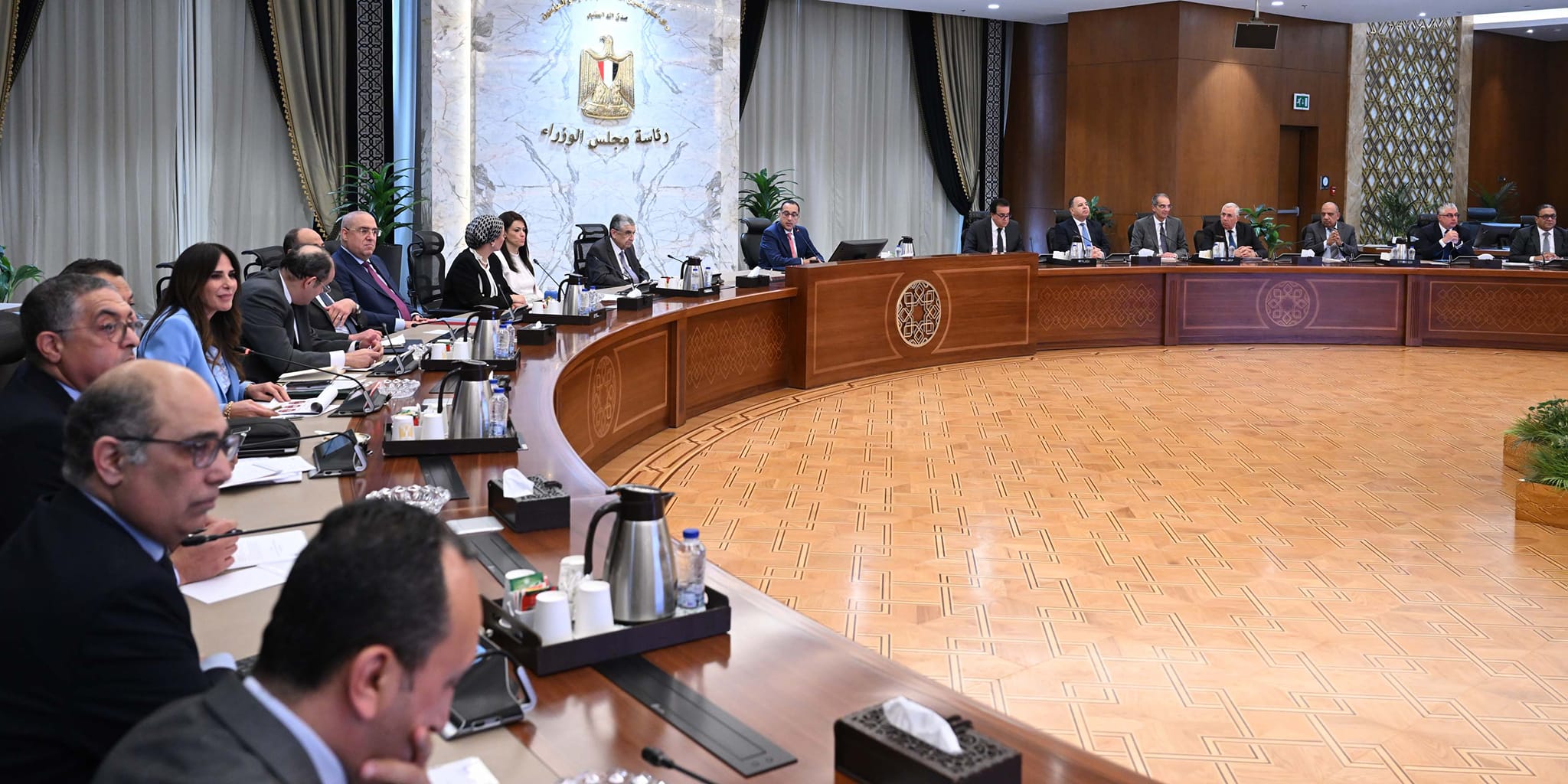 رئيس الوزراء يترأس اجتماع وحدة الصين