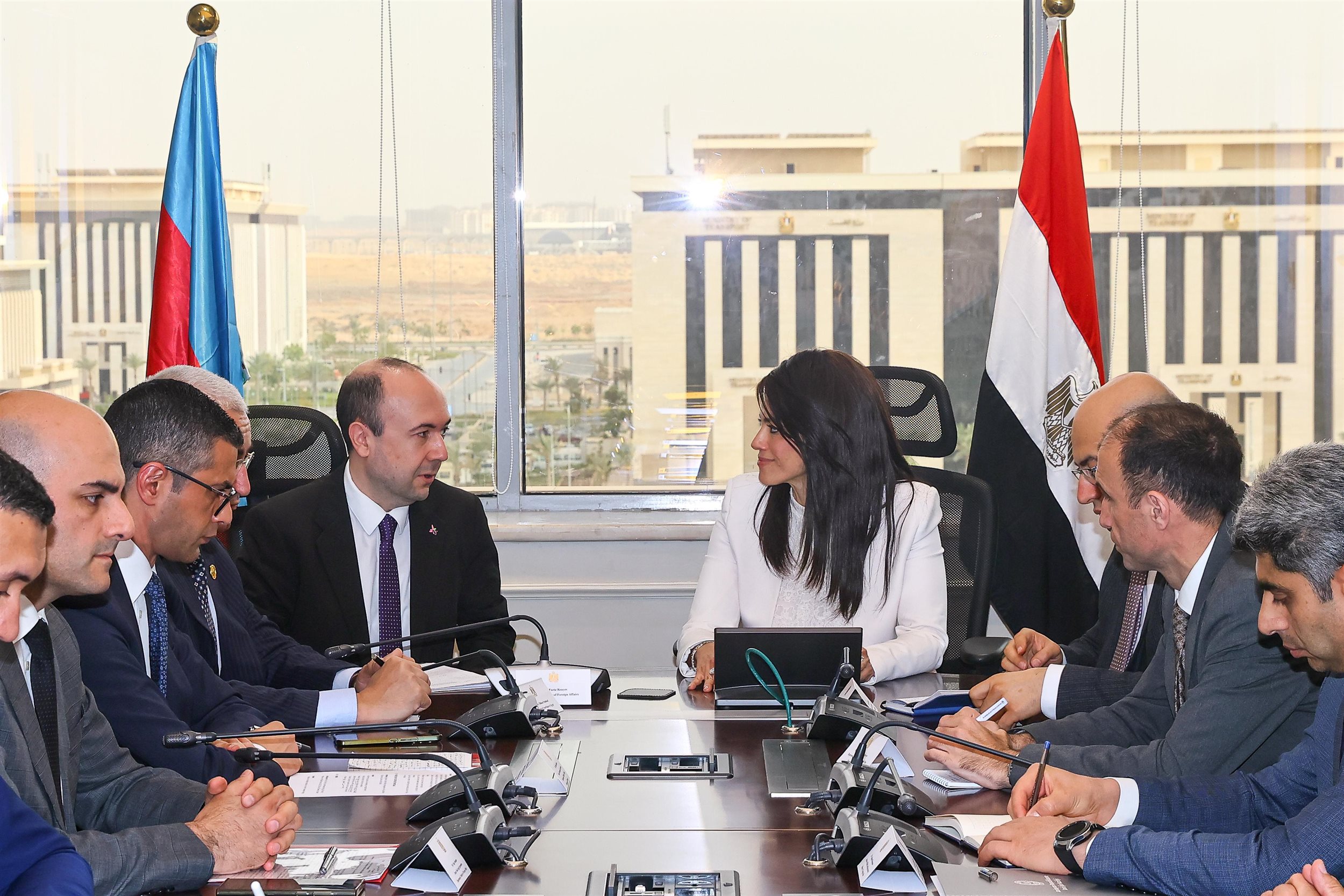 المشاط تستقبل وفدًا رفيع المستوى من دولة أذربيجان