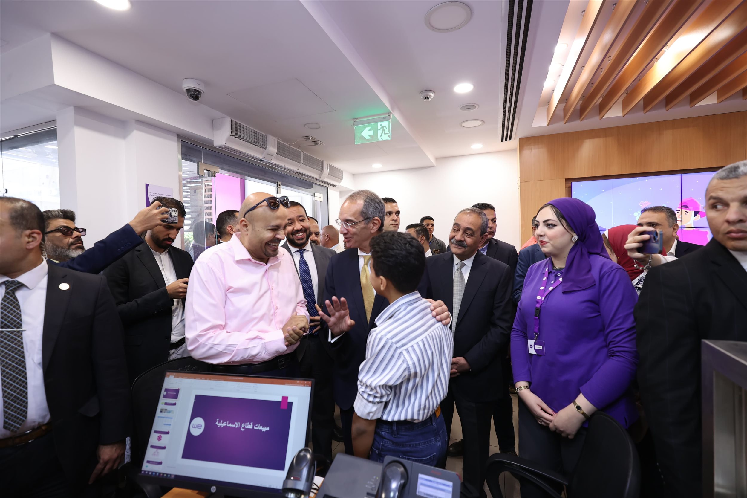 وزير الاتصالات يفتتح مبنى منطقة بريد الإسماعيلية