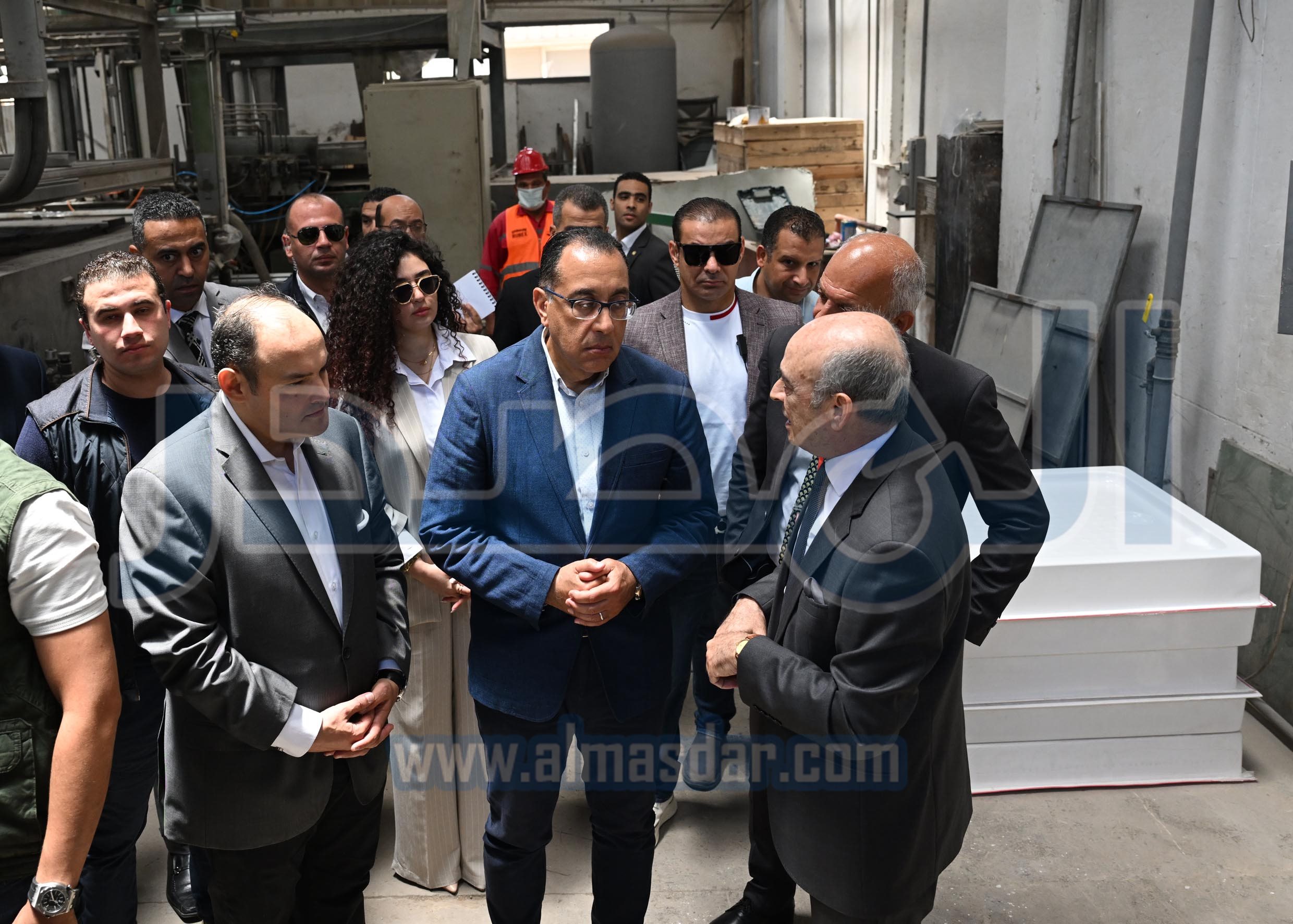 رئيس الوزراء يتفقد مصانع شركة روبكس العالمية لتنصيع البلاستيك