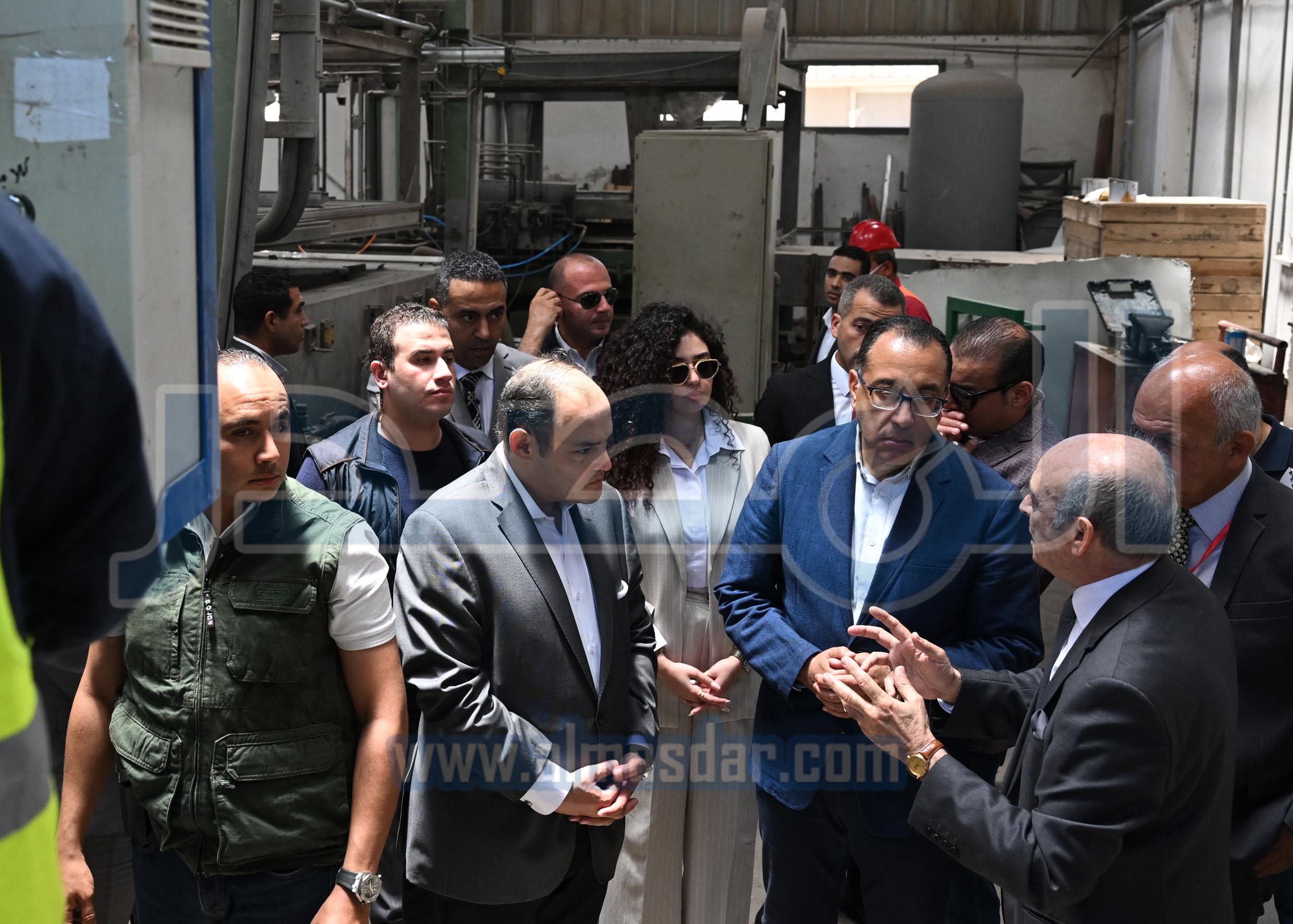 رئيس الوزراء يتفقد مصانع شركة روبكس العالمية لتنصيع البلاستيك