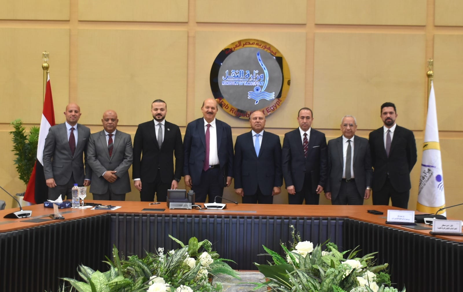 الوزير يشهد توقيع مذكرة إنشاء أول مشروع لتخريد السفن