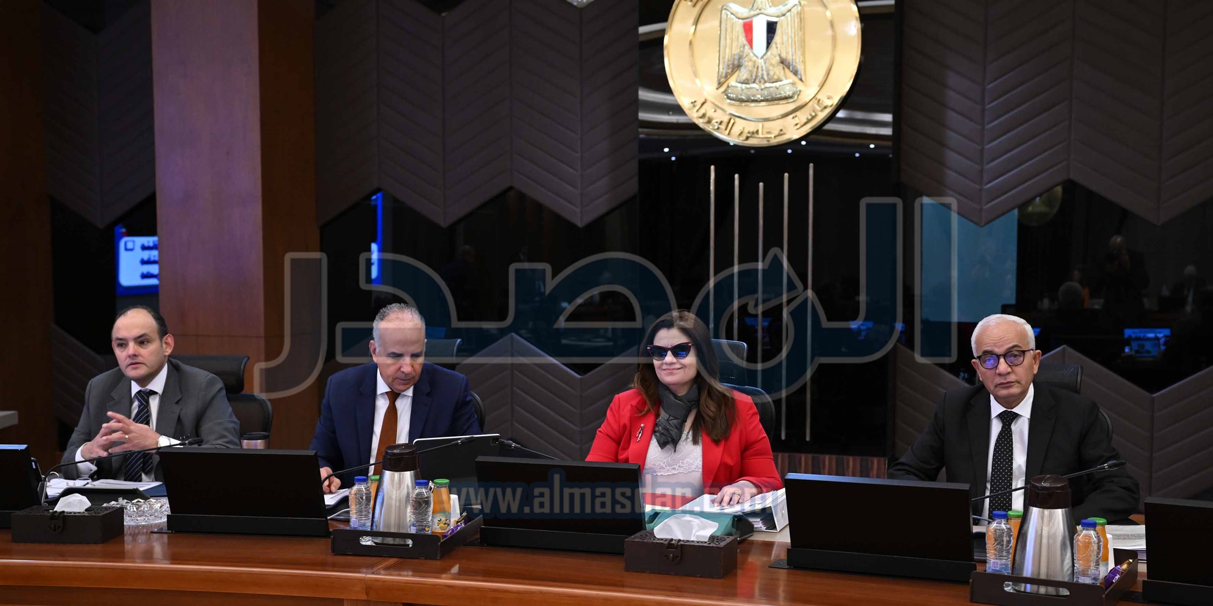 مجلس الوزراء يناقش قوانين وقرارات دعم الاستثمار وتوفير الأراضى الصناعية
