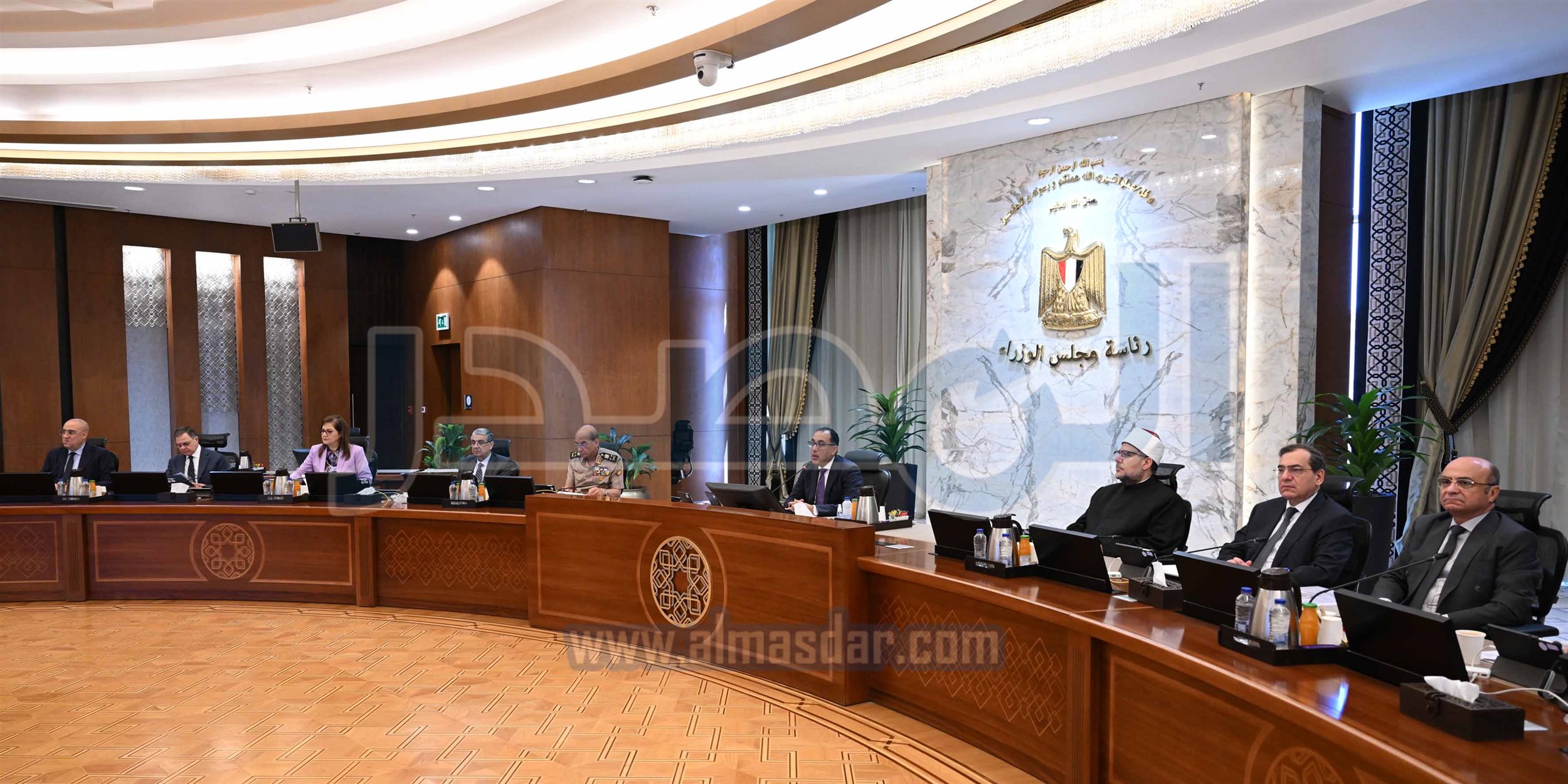 مجلس الوزراء يناقش قوانين وقرارات دعم الاستثمار وتوفير الأراضى الصناعية