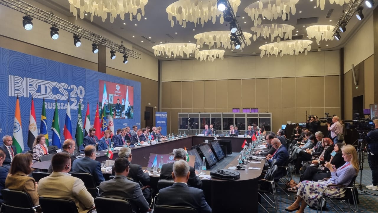 وزير النقل في الاجتماع الأول لوزراء النقل لدول تجمع البريكس