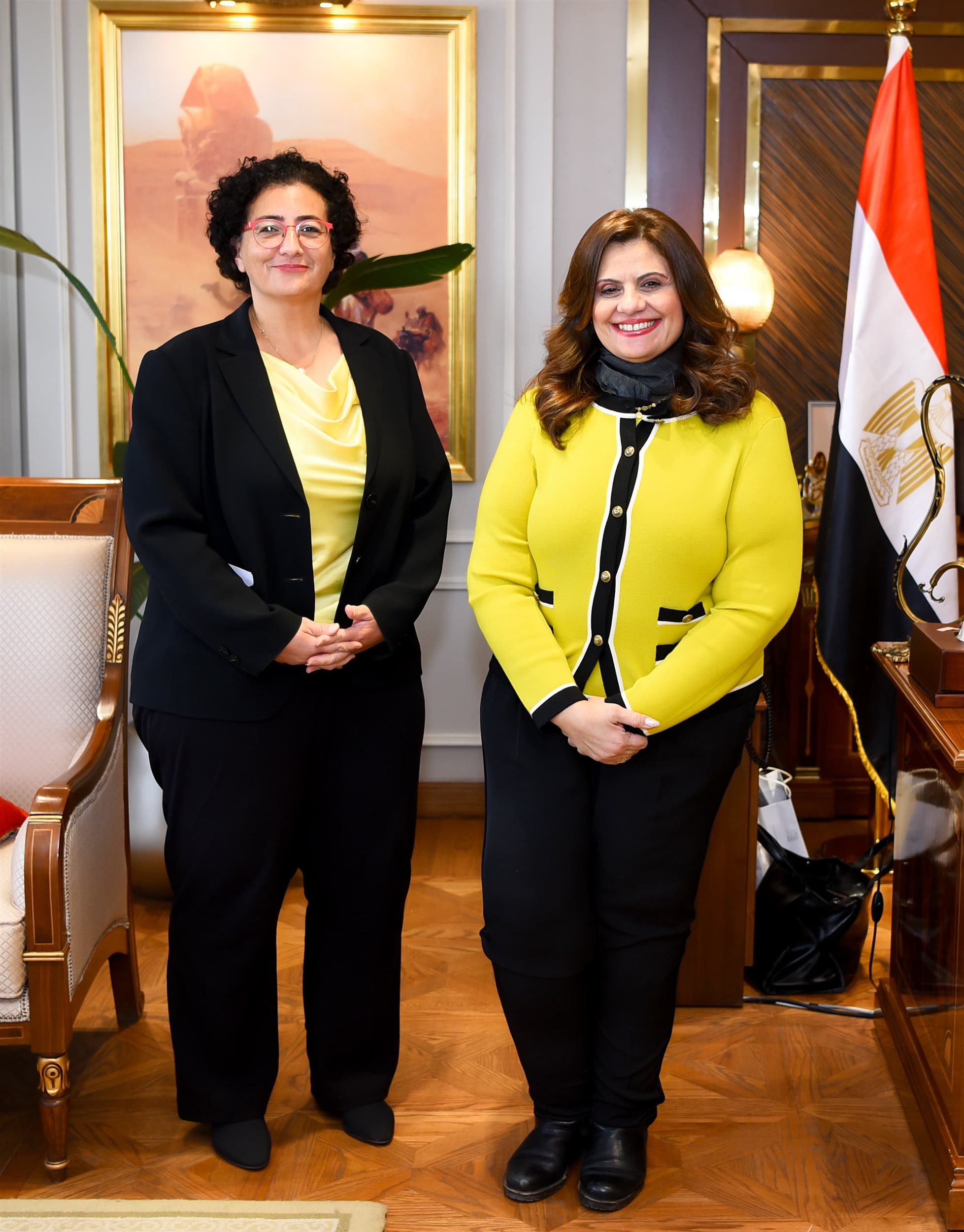 وزيرة الهجرة تلتقي الرئيس التنفيذي للغرفة الألمانية العربية