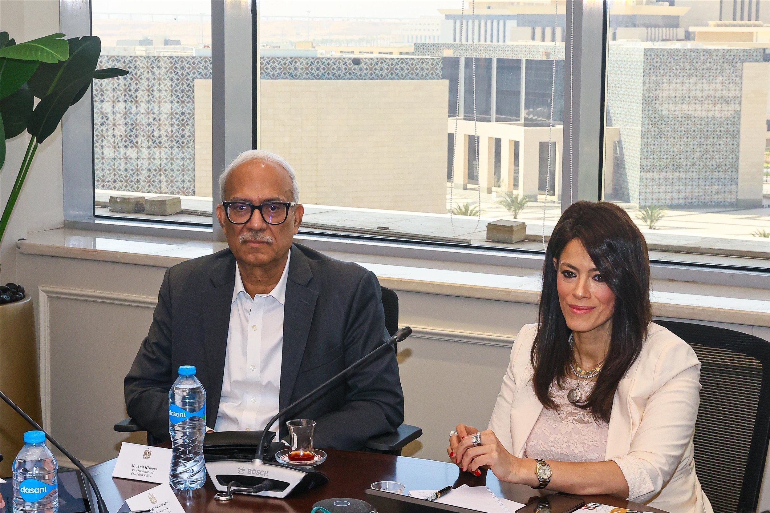 المشاط تعقد مائدة مستديرة مع نائب رئيس بنك التنمية الجديد
