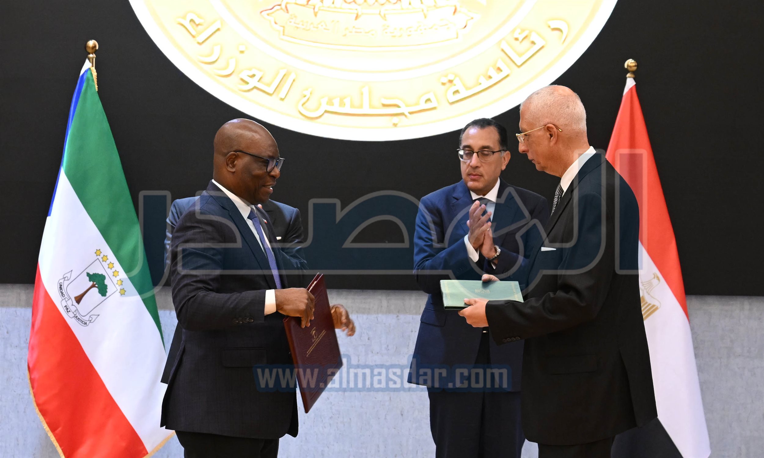 اتفاق بشأن الإعفاء المتبادل للتأشيرات لحاملي جوازات السفر