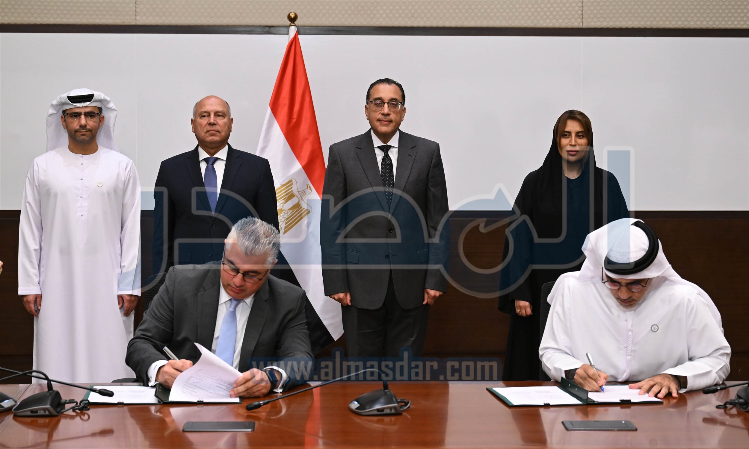 توقيع اتفاقية بين موانئ البحر الأحمر واقتصادية قناة السويس
