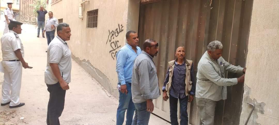 إزالات فورية لمخالفات بناء وغلق أنشطة مخالفة في حملات مكبرة بمدينة العبور