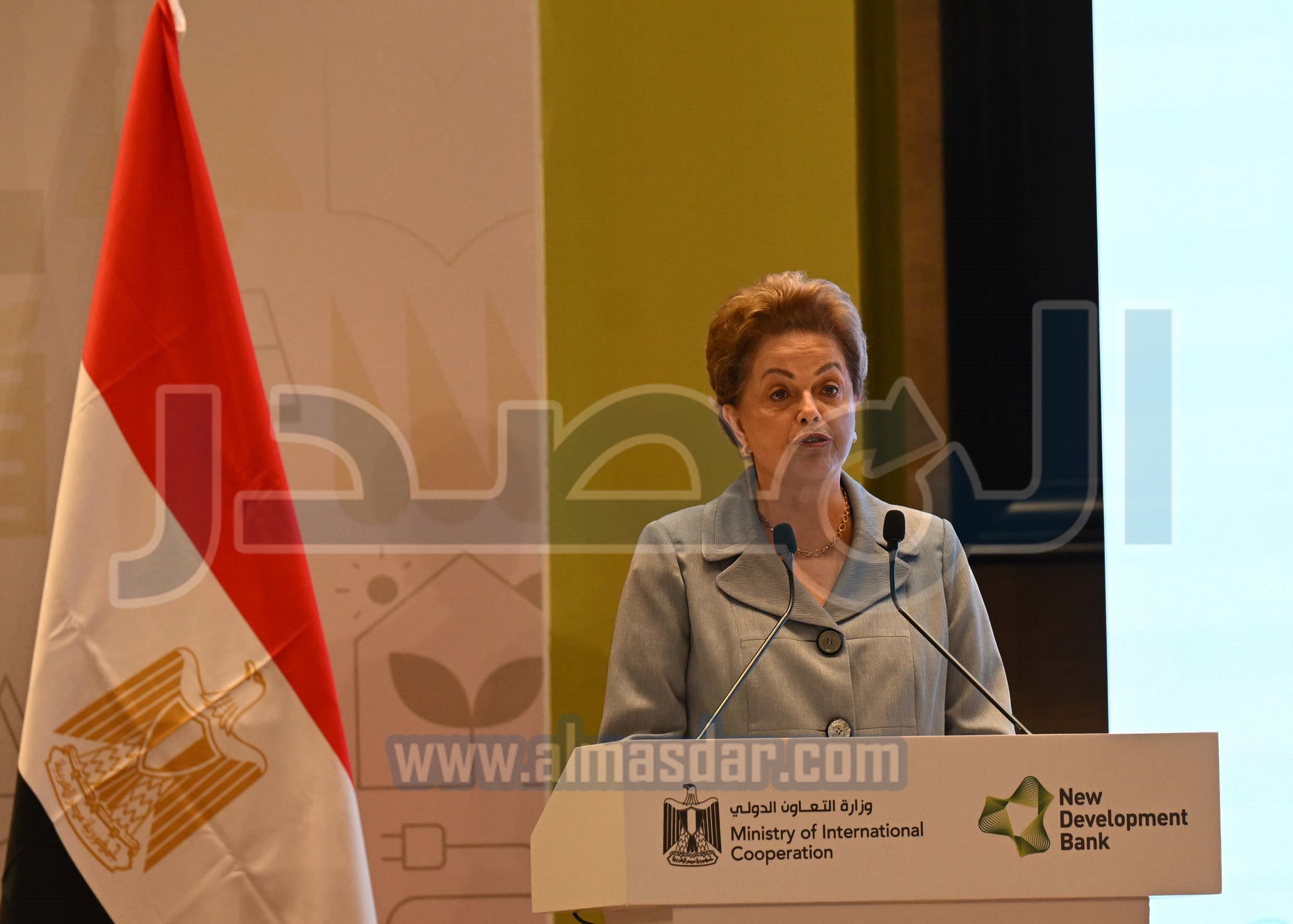 رئيس الوزراء يشارك في الملتقى الدولي الأول لبنك التنمية الجديد
