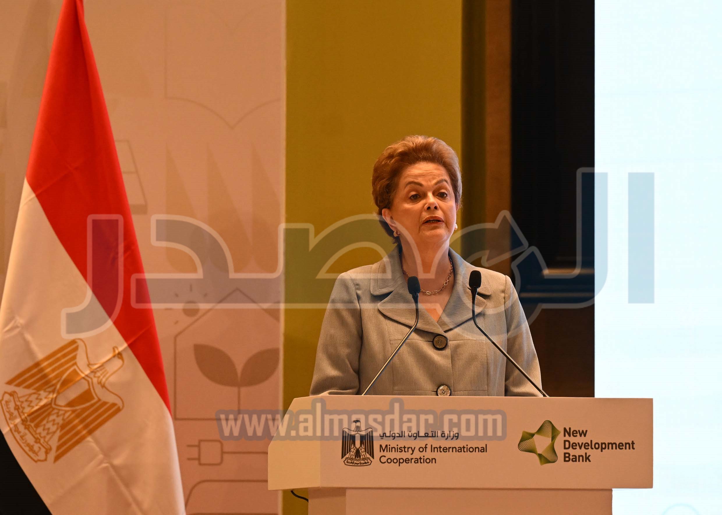 رئيس الوزراء يشارك في الملتقى الدولي الأول لبنك التنمية الجديد