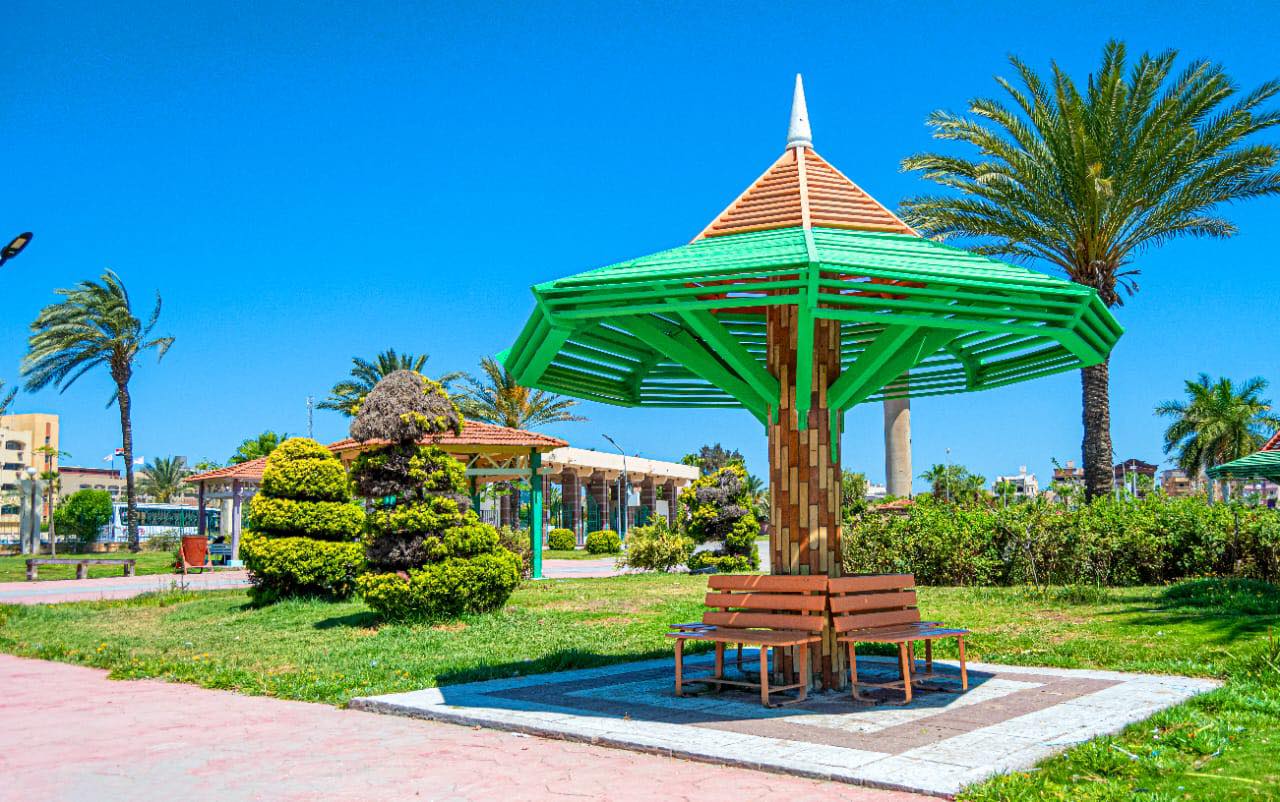 زراعة أكثر من مليون م2 مسطحات خضراء فى دمياط الجديدة