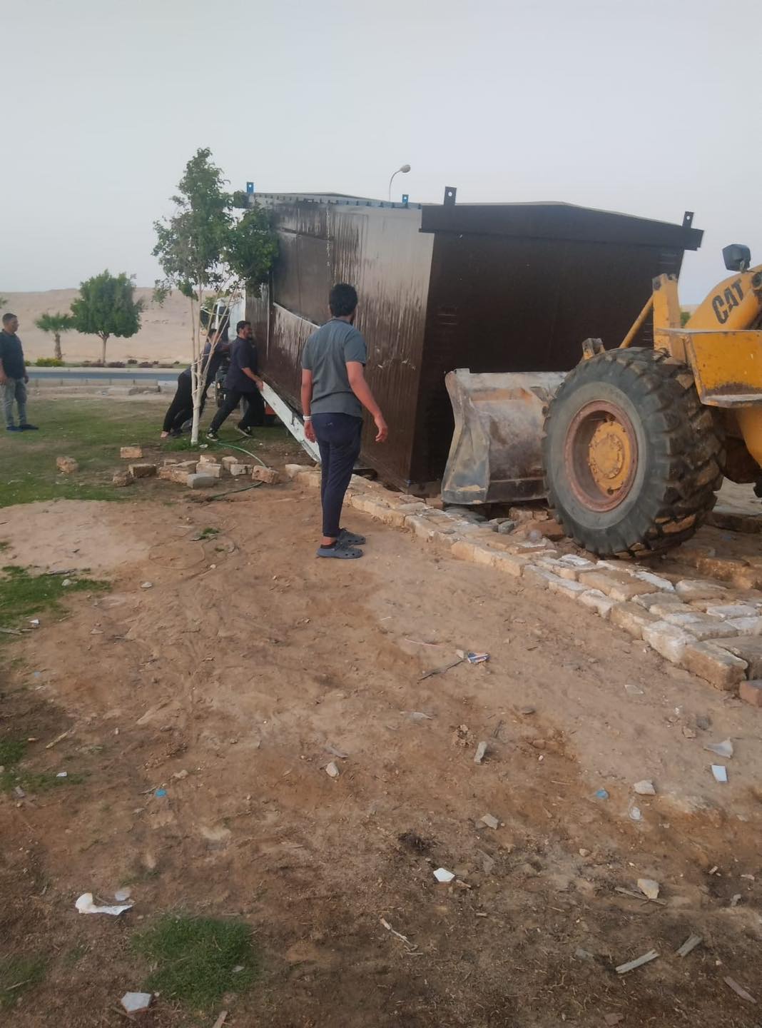 إيقاف وإزالة عدة مخالفات بناء وإشغالات