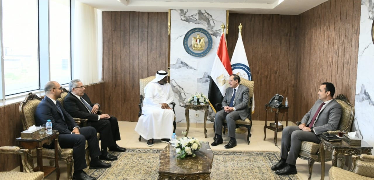 وزير البترول يلتقي الرئيس التنفيذى لشركة أدنوك الاماراتية