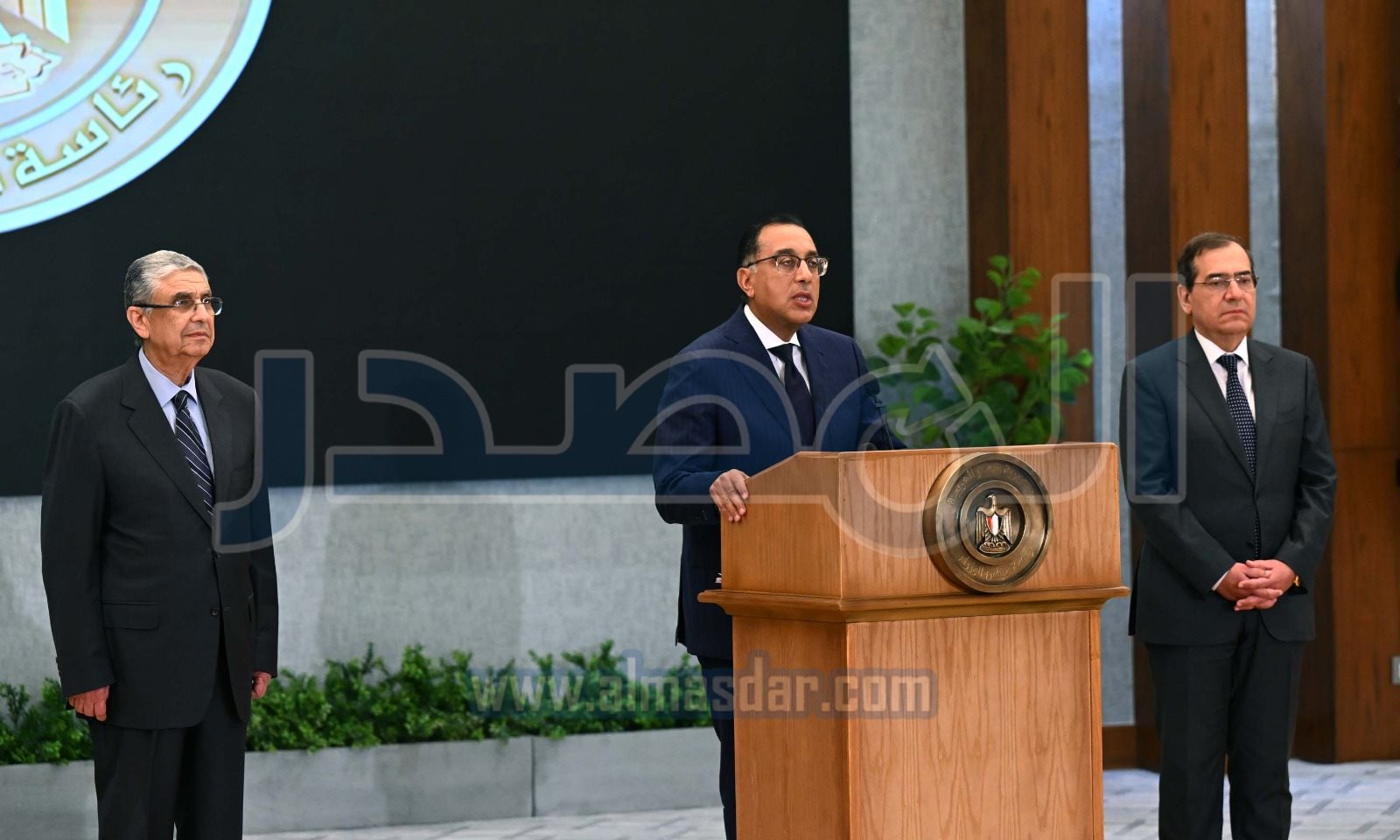 مدبولي خلال المؤتمر الصحفي مع وزيري الكهرباء والبترول