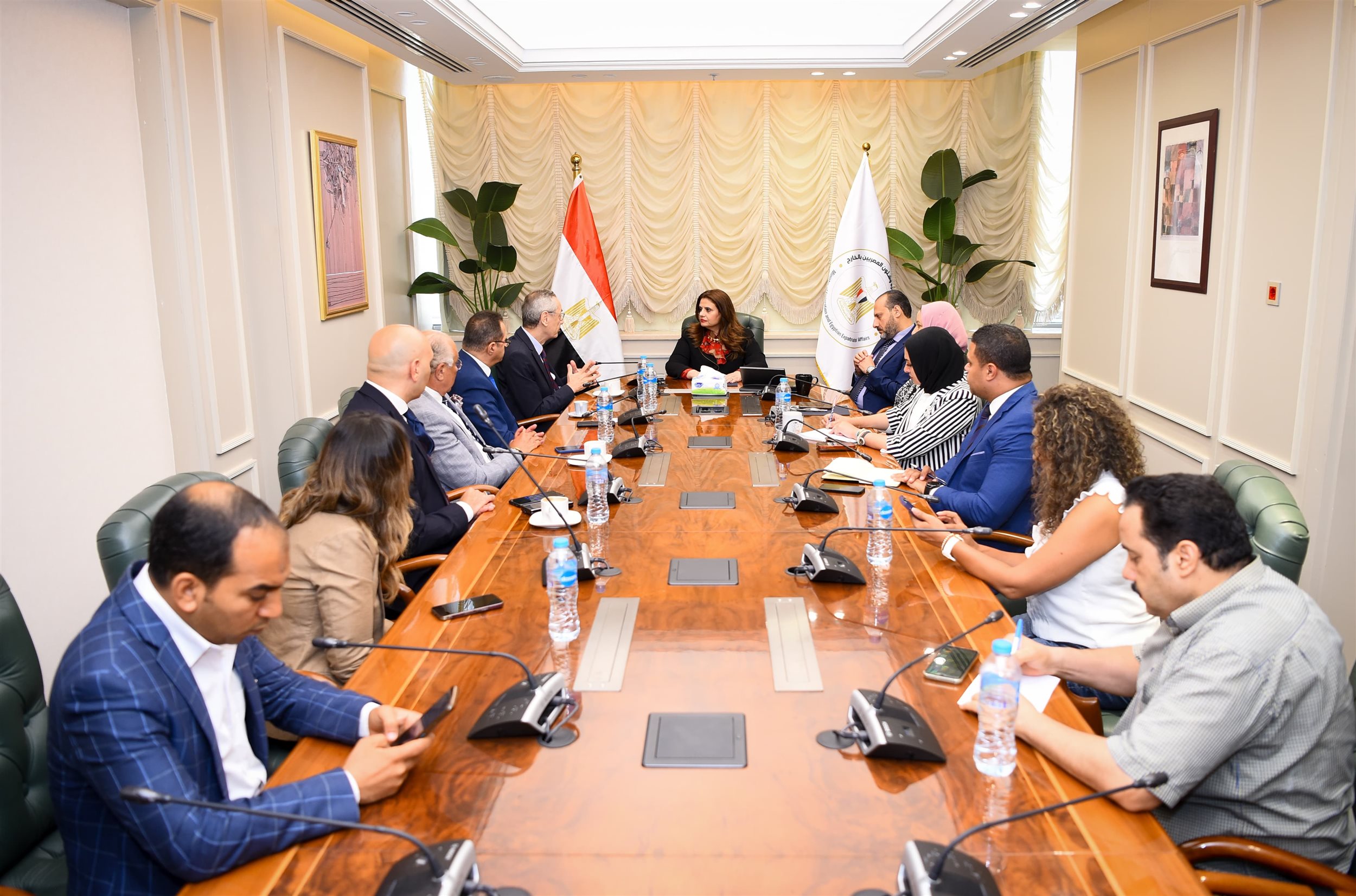 تعاون بين وزارة الهجرة وجمعية رجال أعمال الإسكندرية