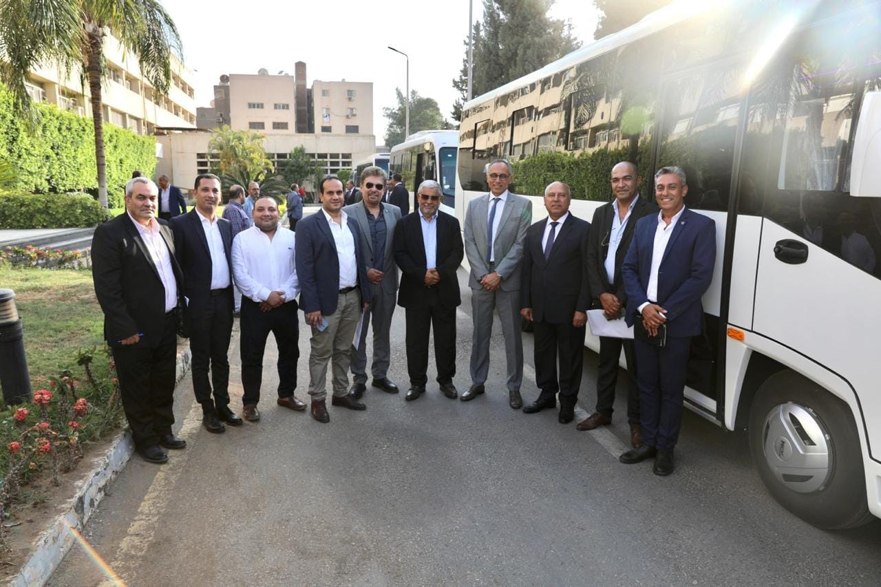 وزير النقل يلتقي مع كبرى الشركات المصرية المصنعة للاتوبيسات
