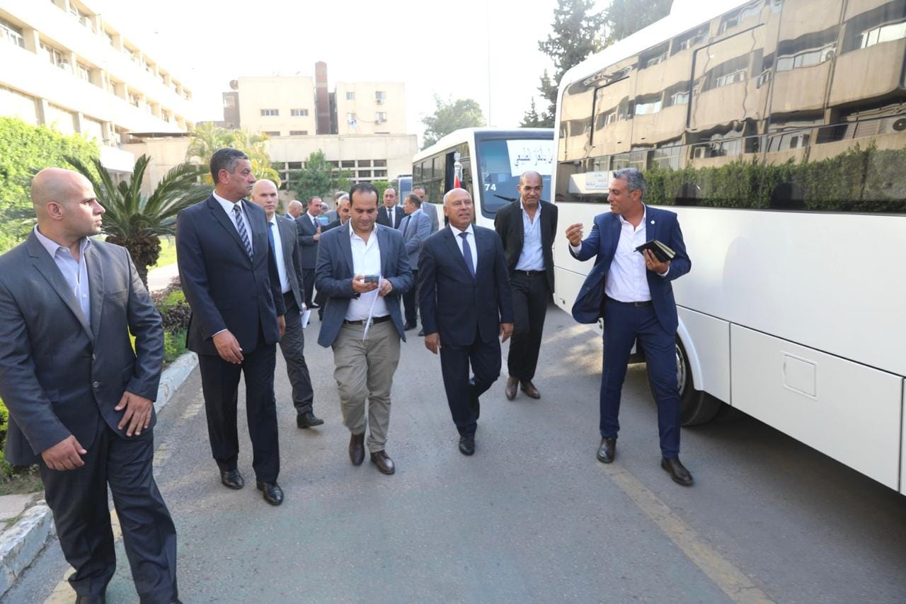 وزير النقل يلتقي مع كبرى الشركات المصرية المصنعة للاتوبيسات