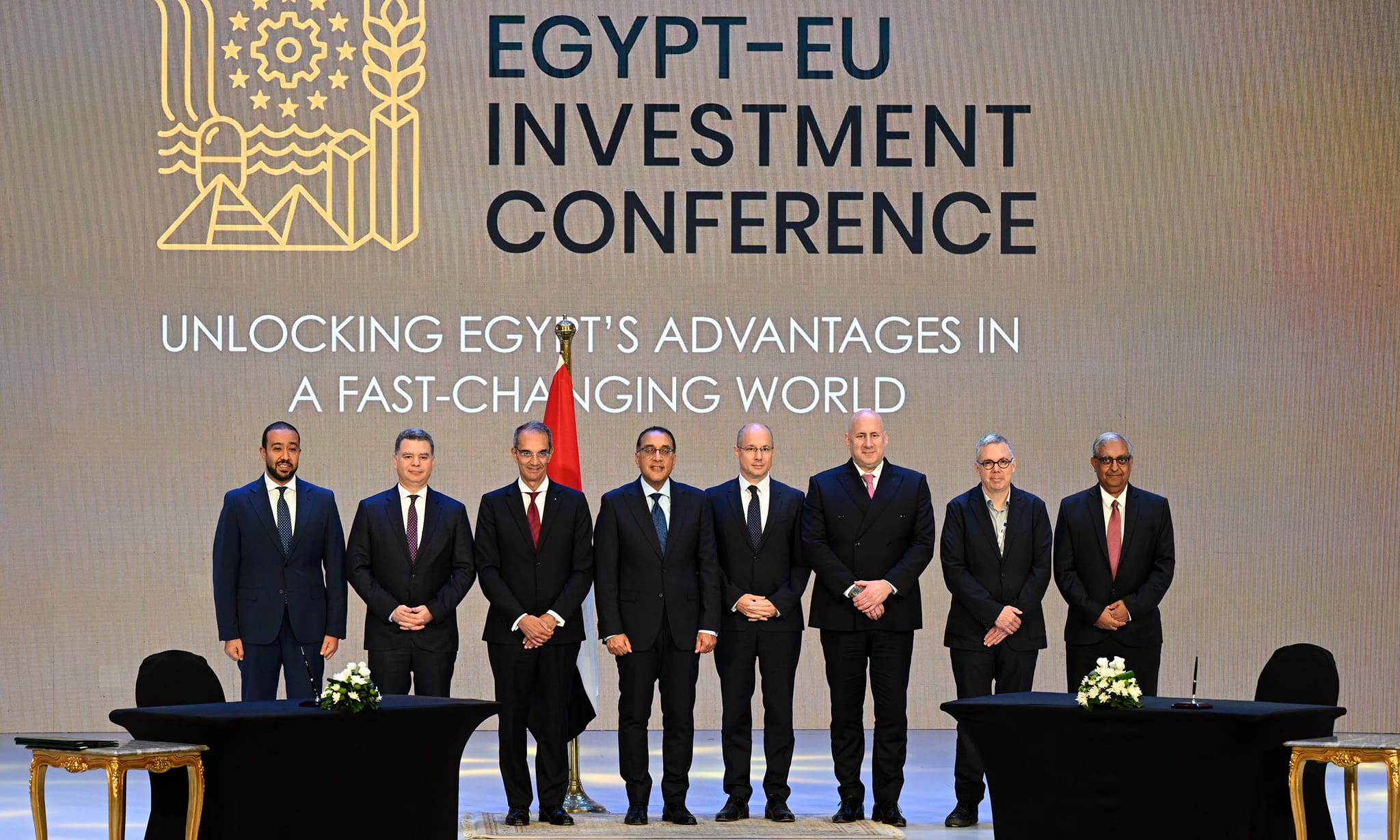 توقيع اتفاقيتين تجاريتين بين الشركة المصرية للاتصالات وميدوسا الأوروبية