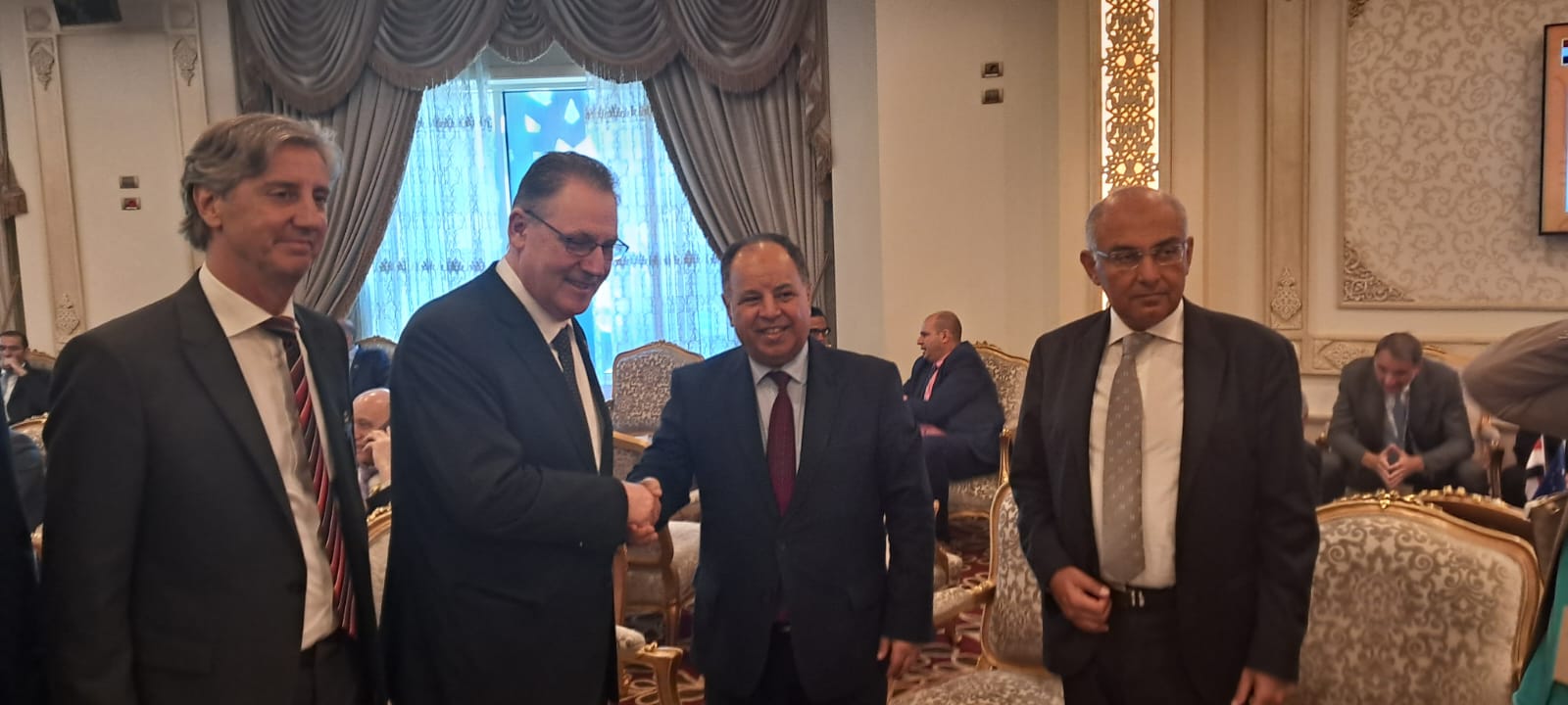 وزير المالية في لقاء مع مساعد الأمين العام للأمم المتحدة