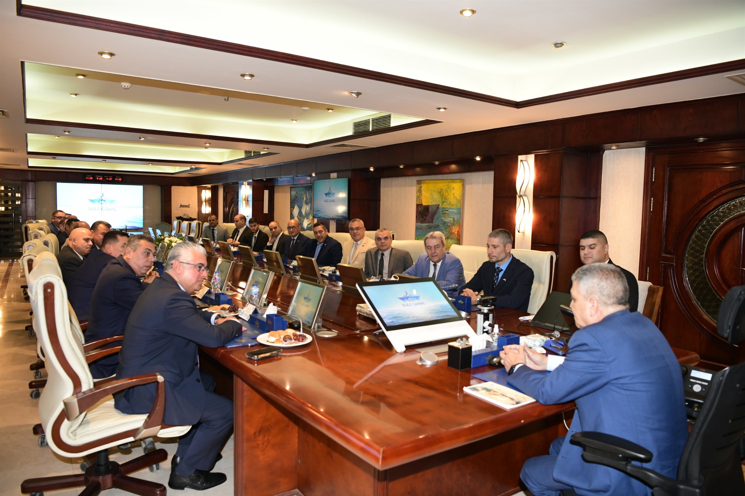 توقيع عقد بين شركة انتيبوليوشن والشركة المصرية للتوريدات