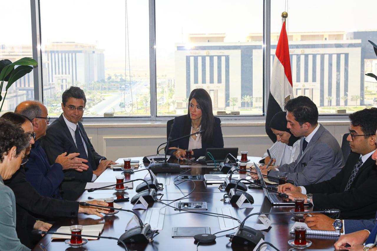 وزيرة التعاون الدولي تلتقي بعثة البنك الدولي ومؤسسة التمويل