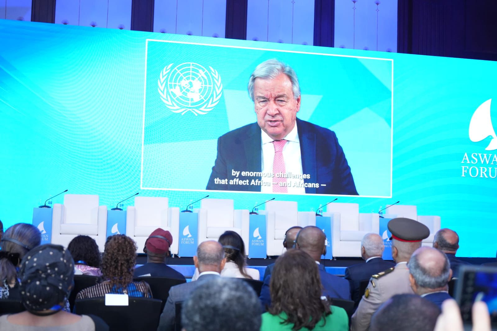 شكري يفتتح النسخة الرابعة من منتدى أسوان للسلام والتنمية