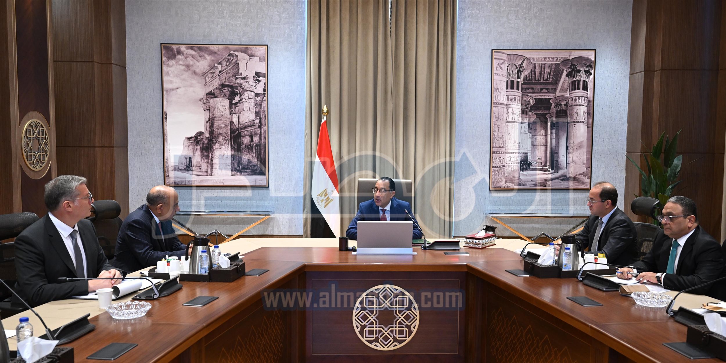 مدبولي يتابع إجراءات حل مشكلة الكهرباء ووقف تخفيف الأحمال