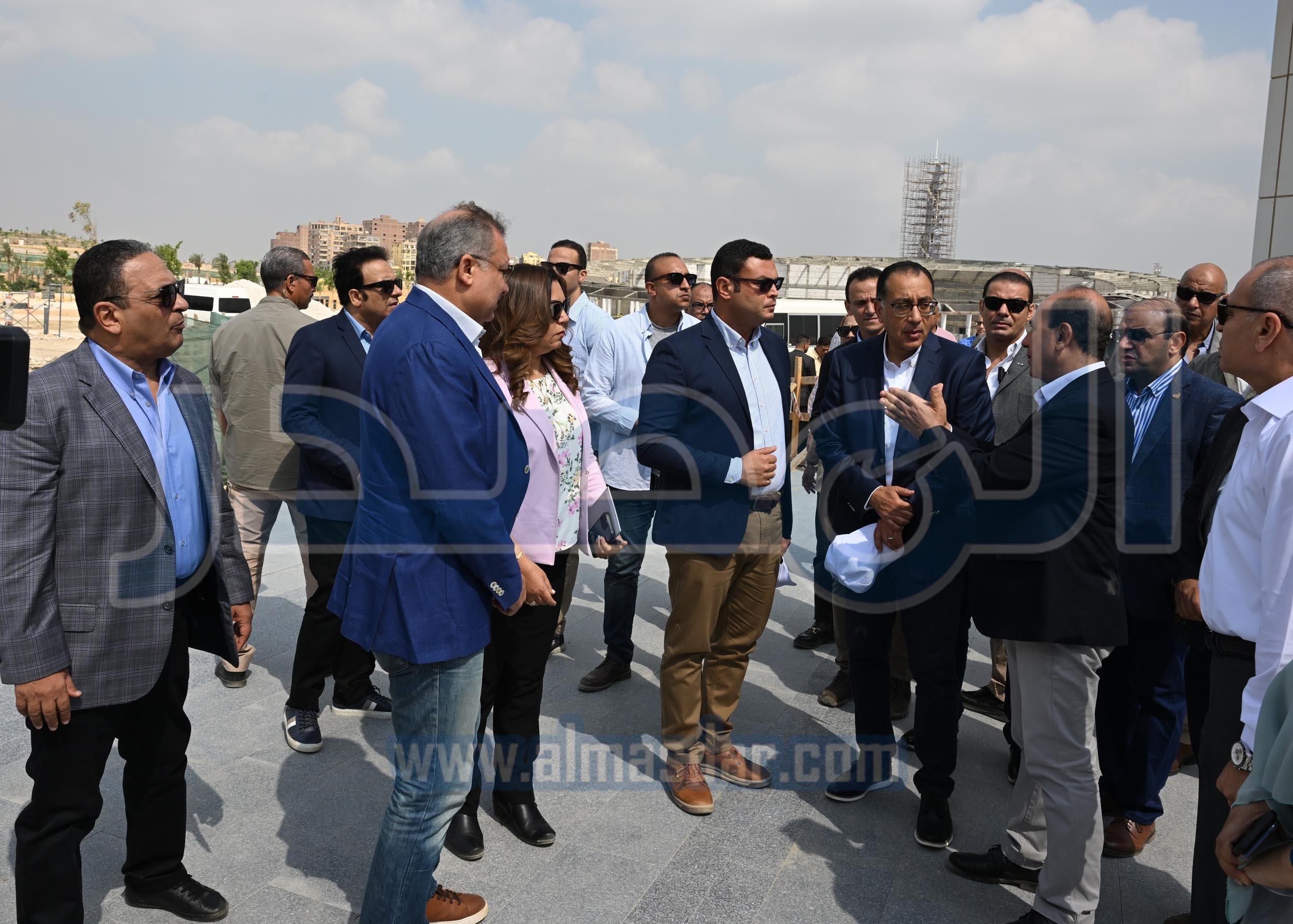 رئيس الوزراء يتفقد عددا من مشروعات القاهرة التاريخية
