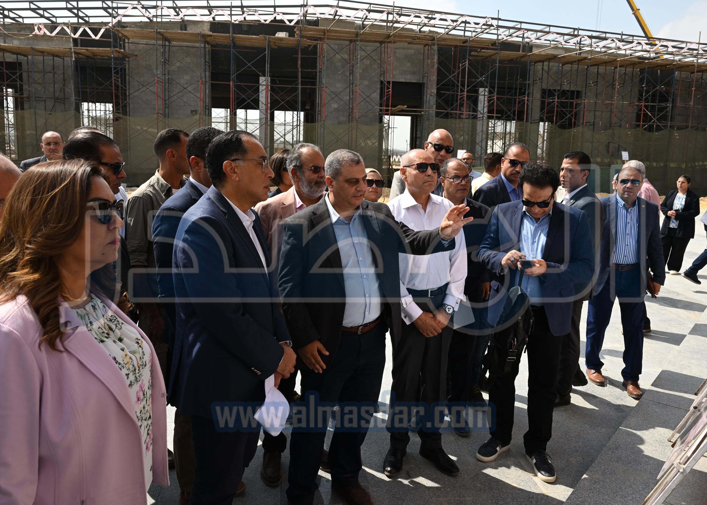 رئيس الوزراء يتفقد عددا من مشروعات القاهرة التاريخية