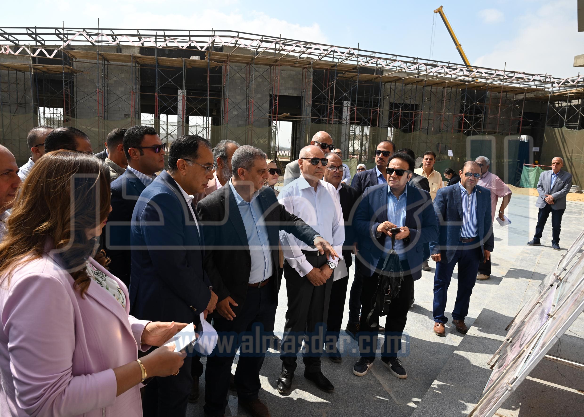 رئيس الوزراء يتفقد عددا من مشروعات القاهرة التاريخية