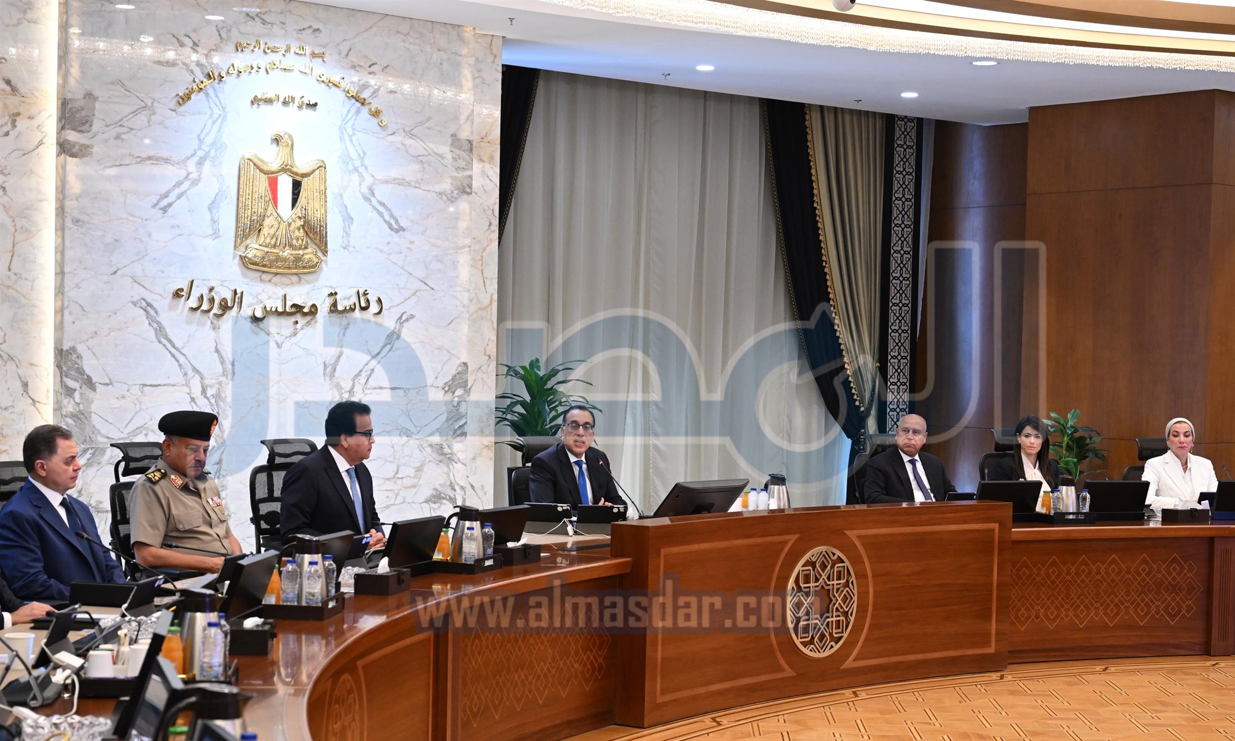 أول اجتماع للحكومة الجديدة