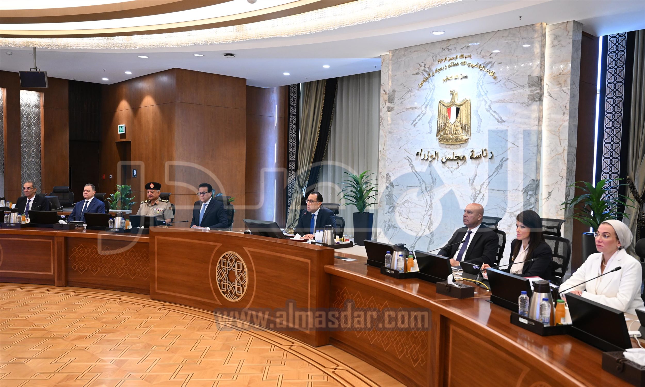 أول اجتماع للحكومة الجديدة