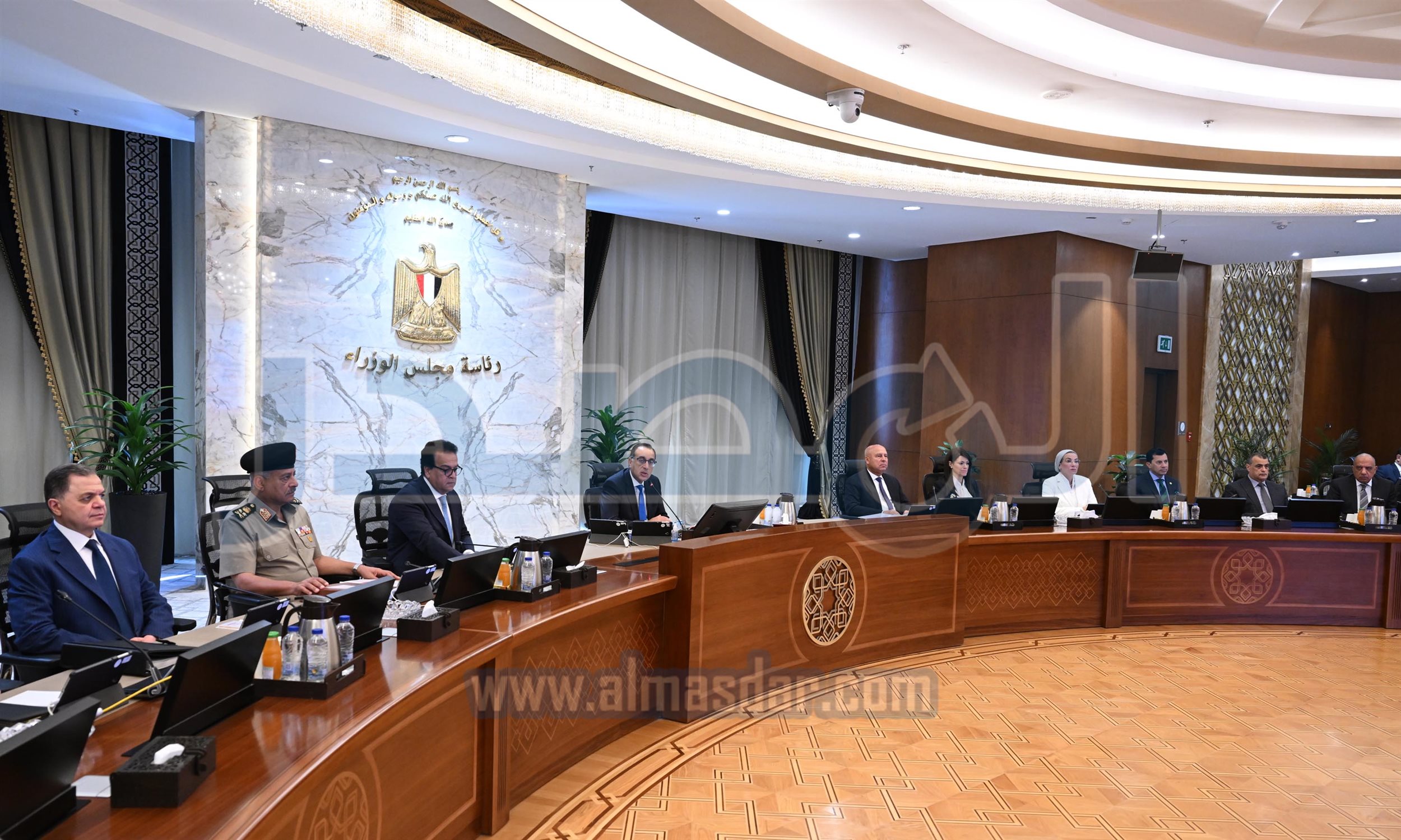 أول اجتماع للحكومة الجديدة