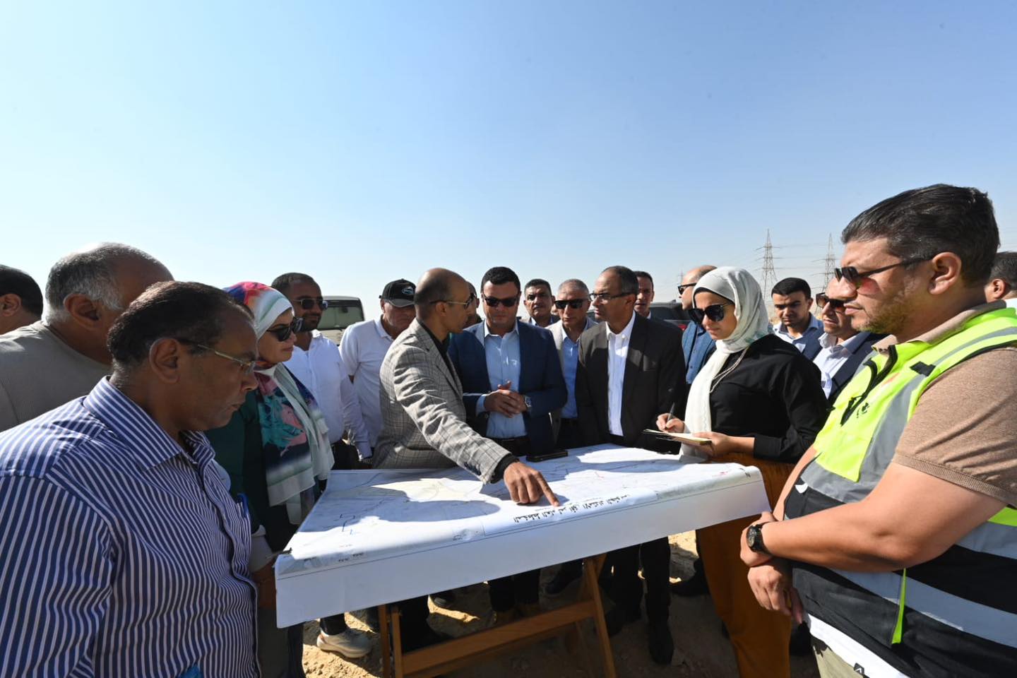 وزير الإسكان يتفقد وحدات المبادرة الرئاسية سكن لكل المصريين