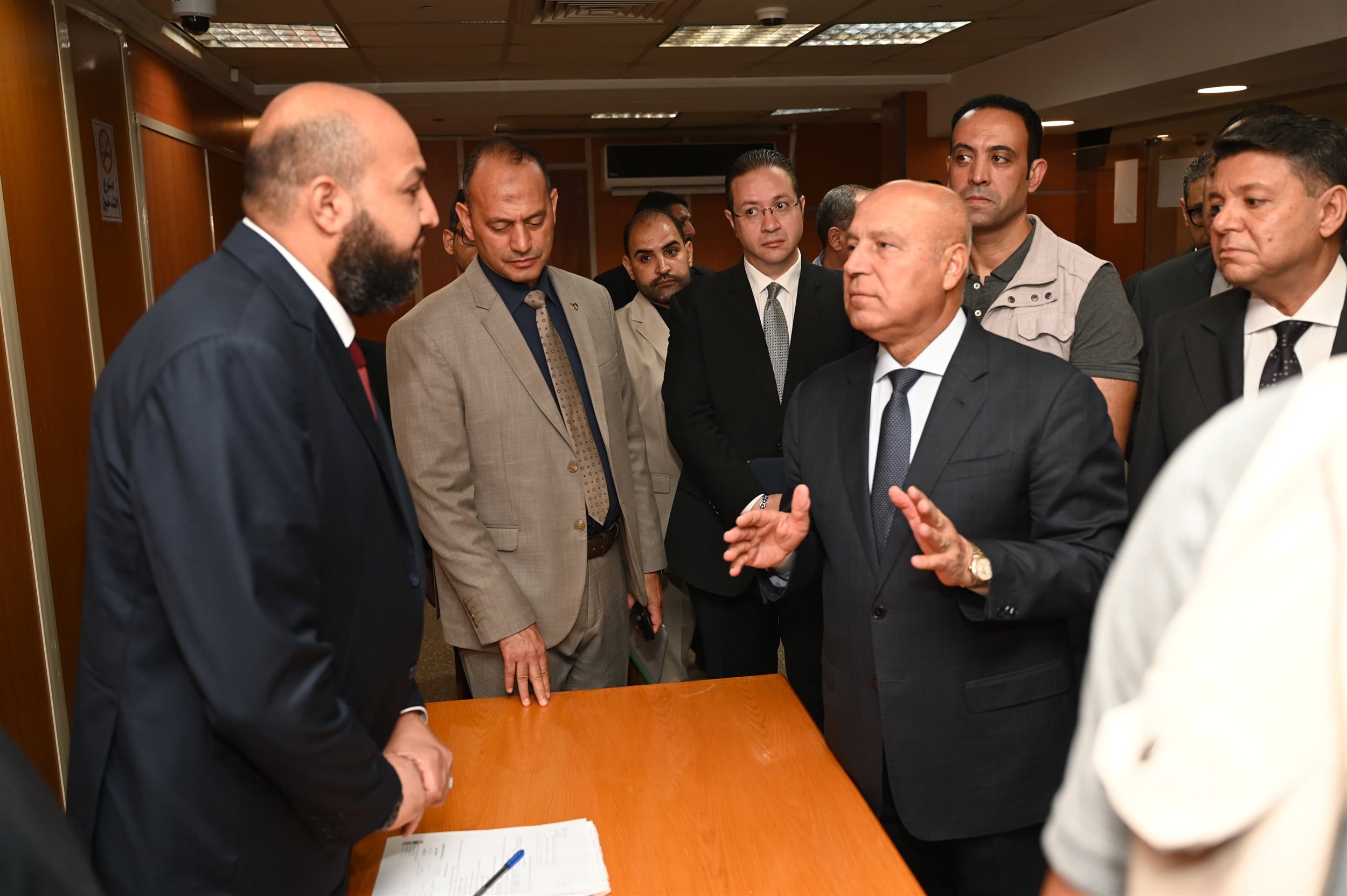 وزير الصناعة والنقل يتفقد الهيئة العامة للتنمية الصناعية