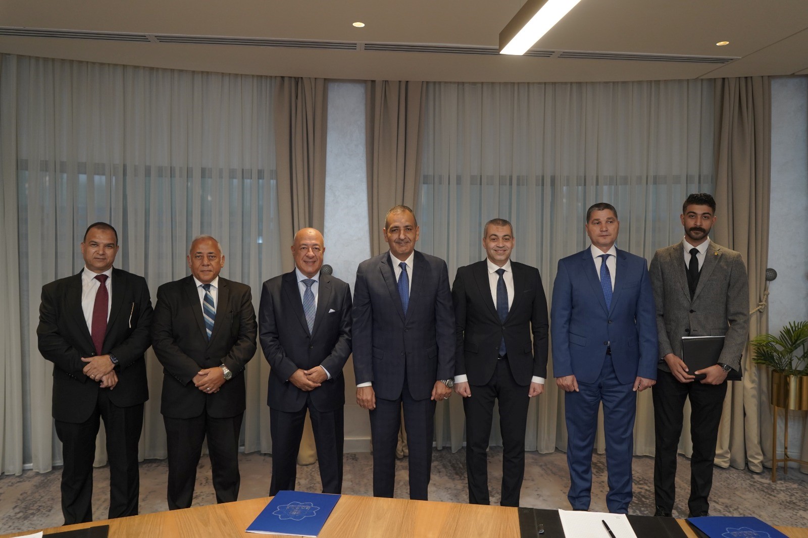 البنك الأهلي المصري يتعاون مع مجمع الإصدارات المؤمنة والذكية